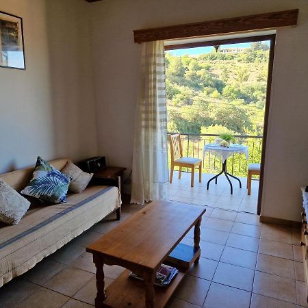 Arsos Village Apartment Bagian luar foto