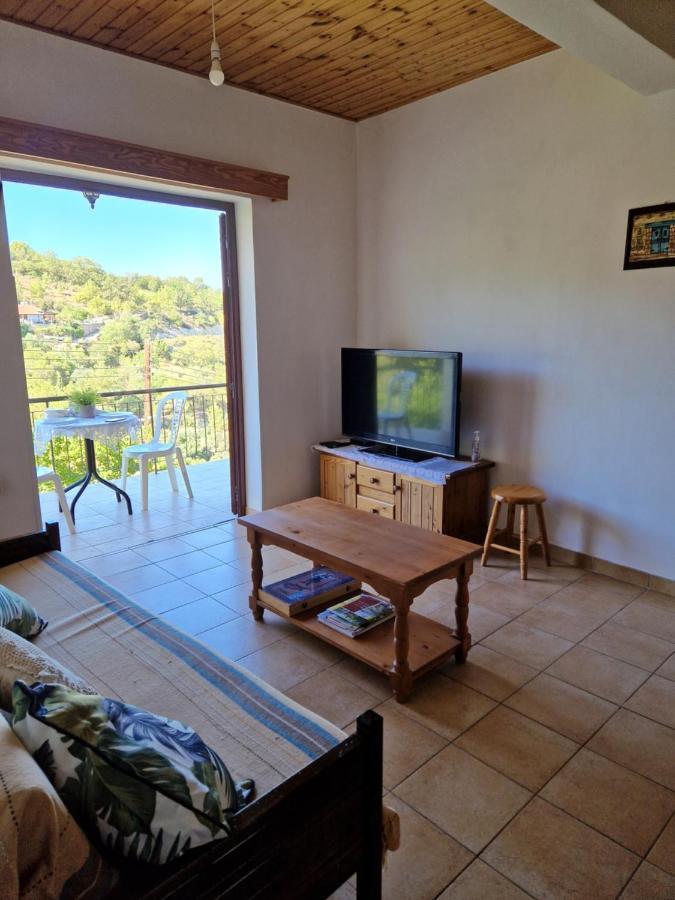 Arsos Village Apartment Bagian luar foto