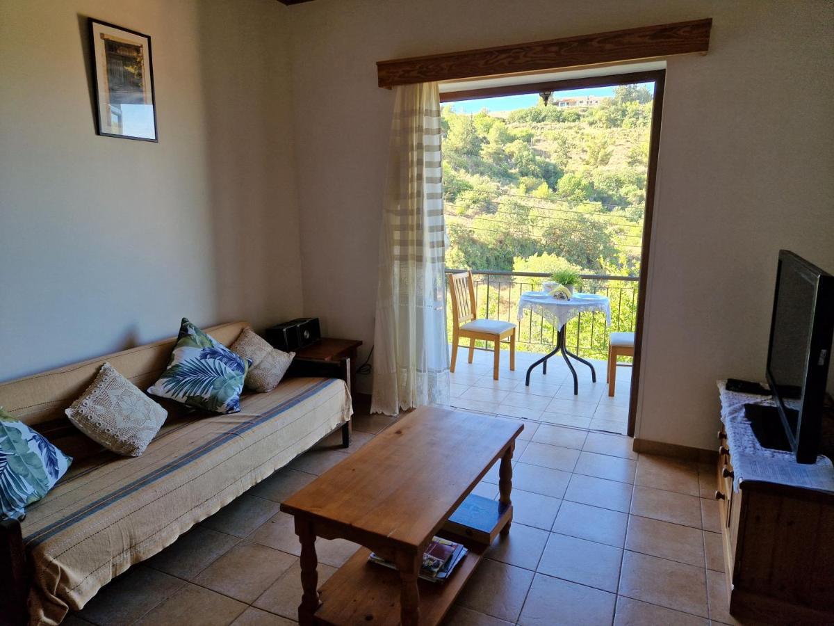 Arsos Village Apartment Bagian luar foto