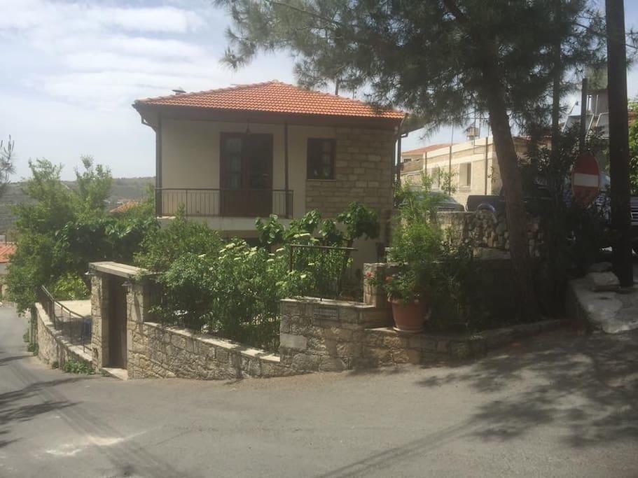 Arsos Village Apartment Bagian luar foto